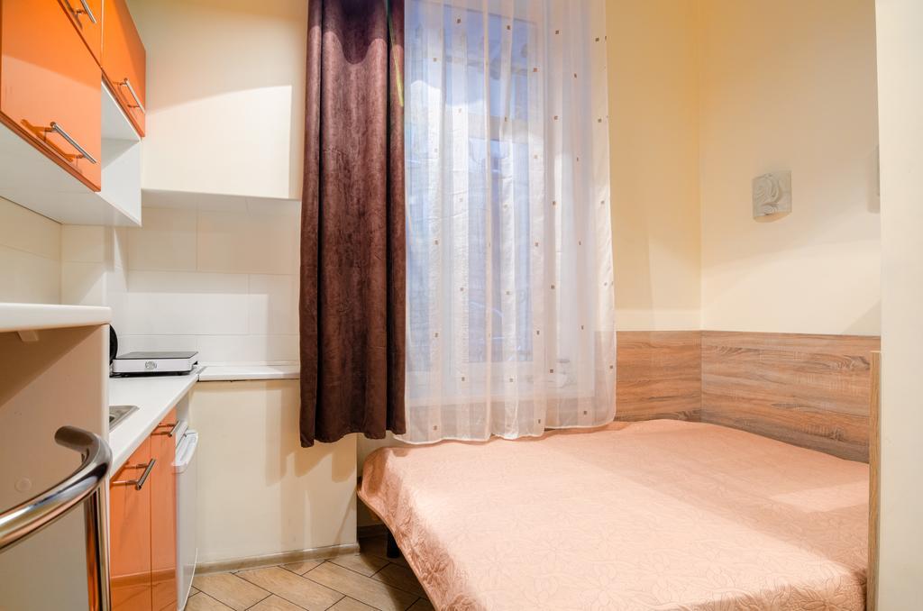 Economy Apartment On Rappoporta 7A-1 Lviv Ngoại thất bức ảnh